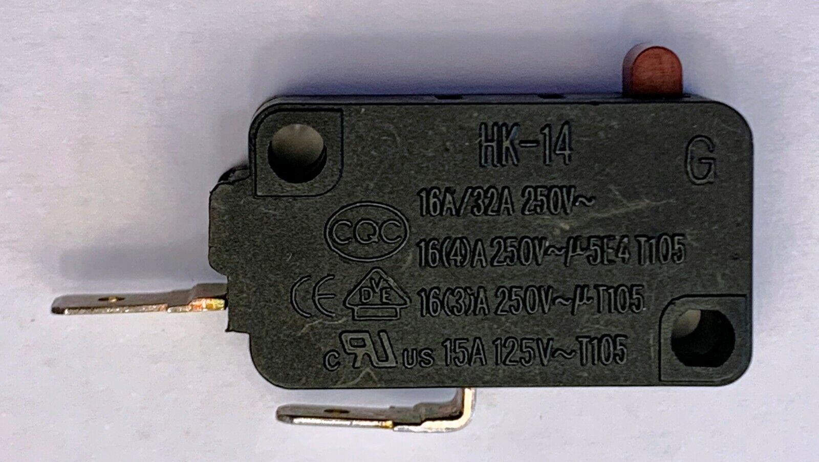 6657